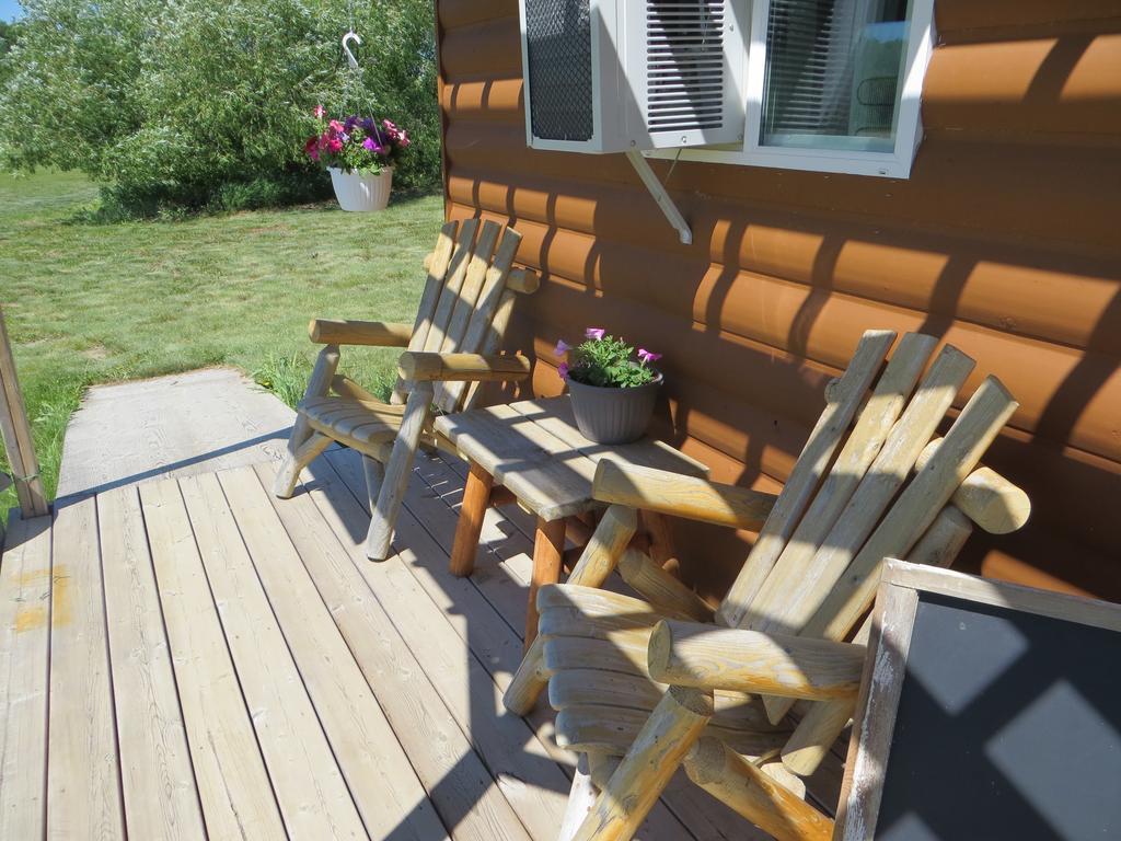 Orchard View Bed And Breakfast Moose Jaw Exterior foto